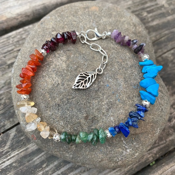 7 Chakra Natural Healing Crystal Gemstone Bracelet - Picture 2 of 4